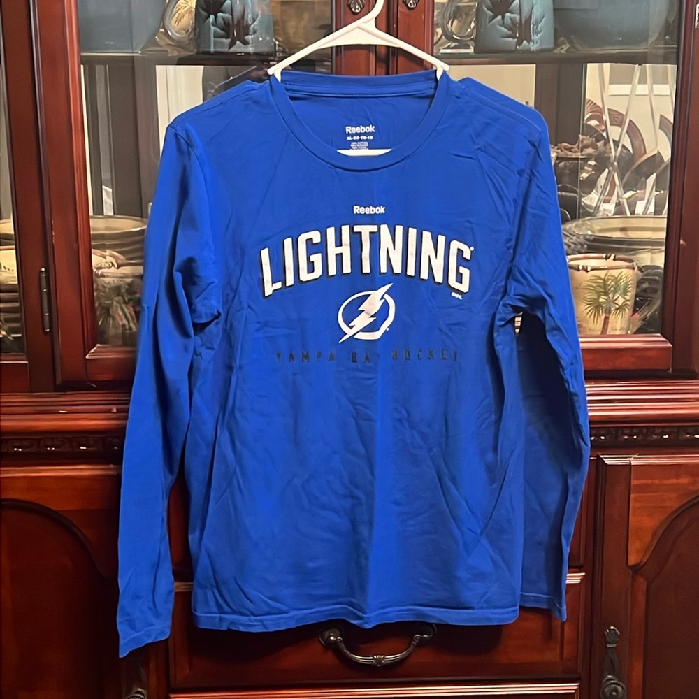 Youth size, extra large, Reebok, Tampa Bay Lightning, long sleeve shirt